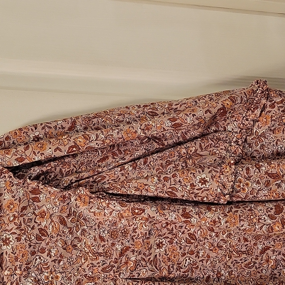 Peasant Style Top By Universal Thread - image 8